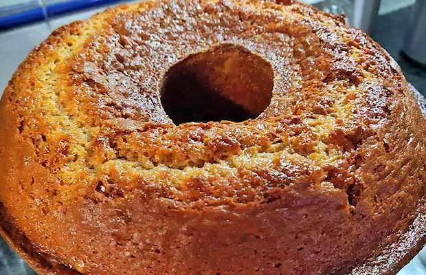 Golden and Moist Honey Cake Recipe